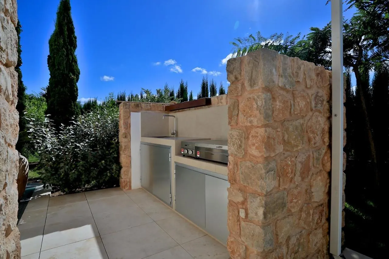 Contemporary Ibizan Villa Cala Conta Dream Short Walk To Beach San Jose 칼라 콤테